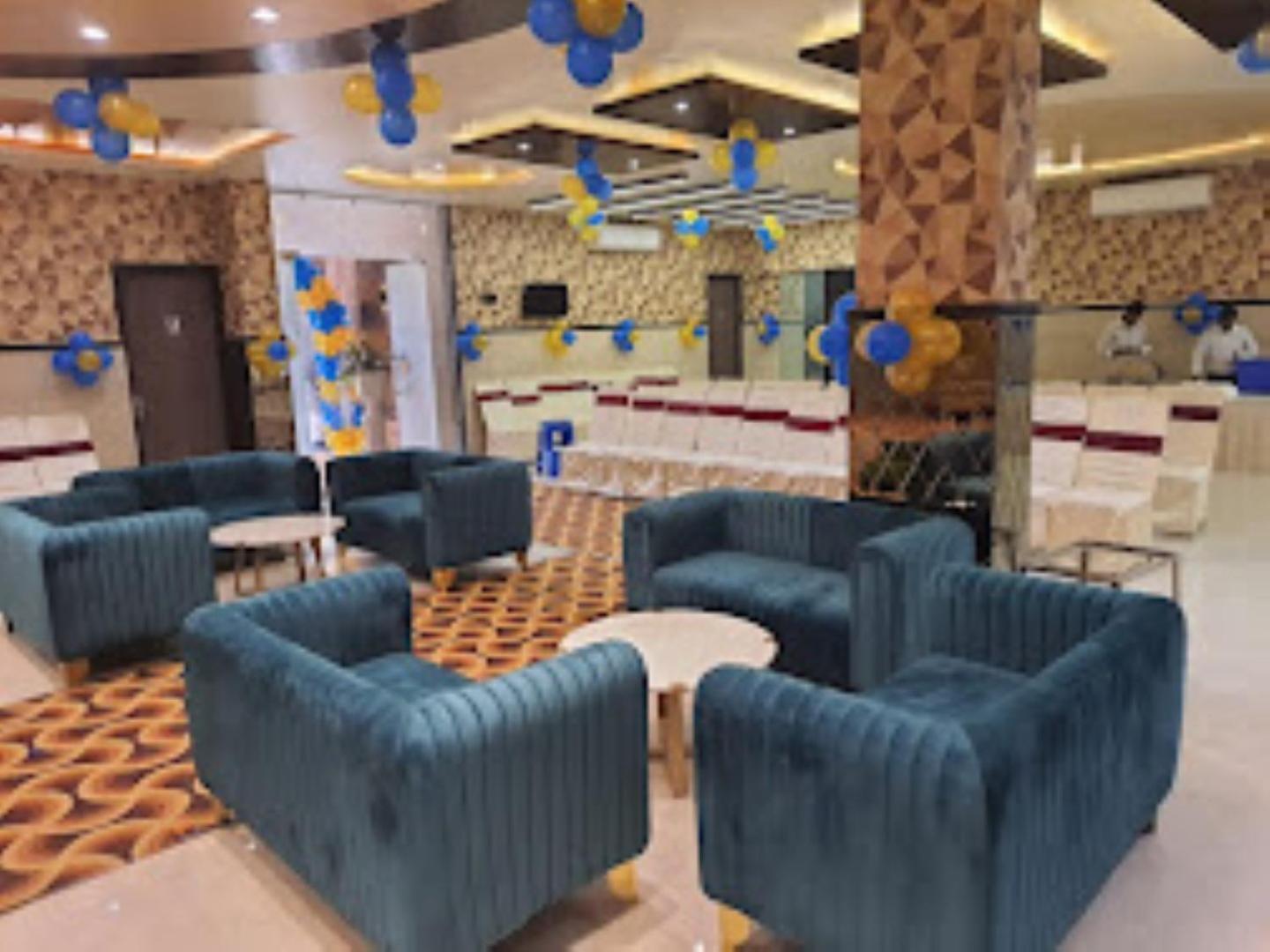 The Imperial Hotel And Convention Centre Kanpur Exterior photo